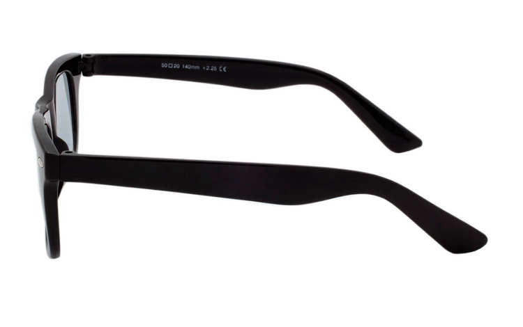 Sort solbrille med styrke i det moderigtige wayfarer design - hverdagsbriller.dk - billede 3