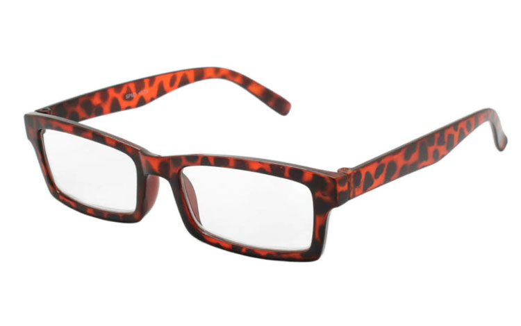 Rødbrun brille i kraftig kantet design