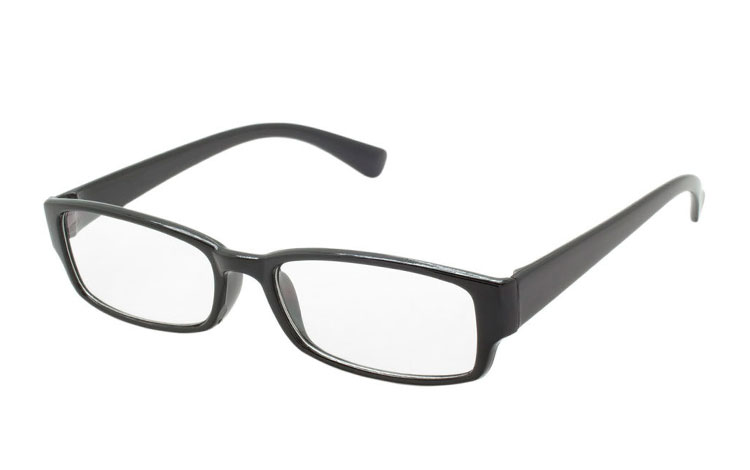 Sort brille i stilet og enkelt design